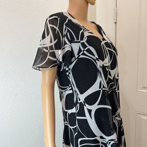 R&M Richard’s Dress Size 14 V Neck Short Sleeve Lined Midi Black Silver Metallic - Picture 4 of 10